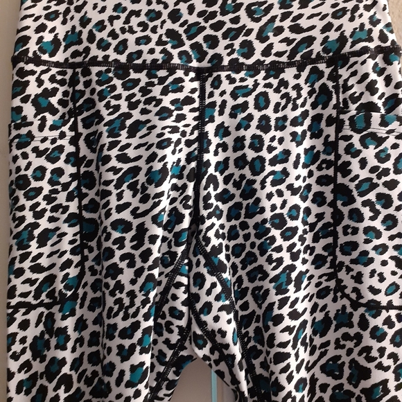 Fety High Waisted Leggings-Medium - Picture 3 of 5